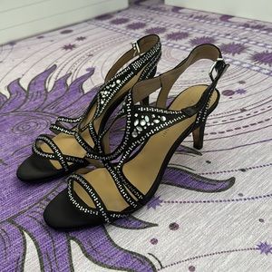 size 9 Black Satin Heels Antonio Melani